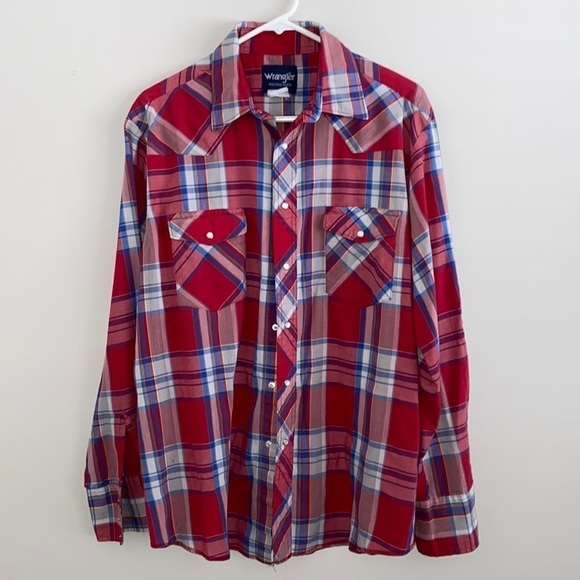 Wrangler Other - Wrangler vintage 90’s button down shirt